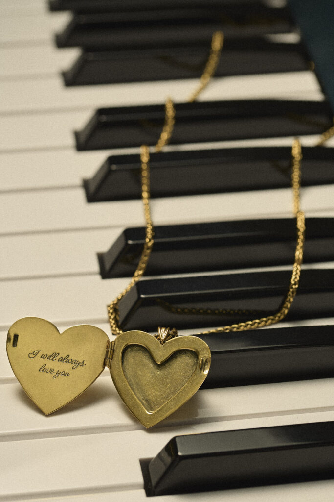 Dolly Parton Kendra Scott Collection
