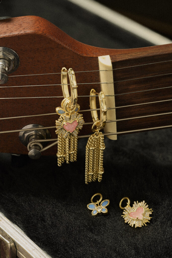 Dolly Parton x Kendra Scott