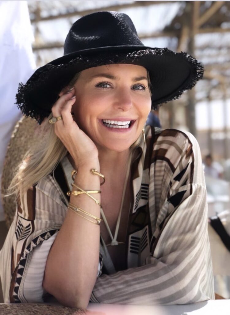 Get To Know Carmindy Bowyer, The Beauty Whisperer Behind the Mirror
