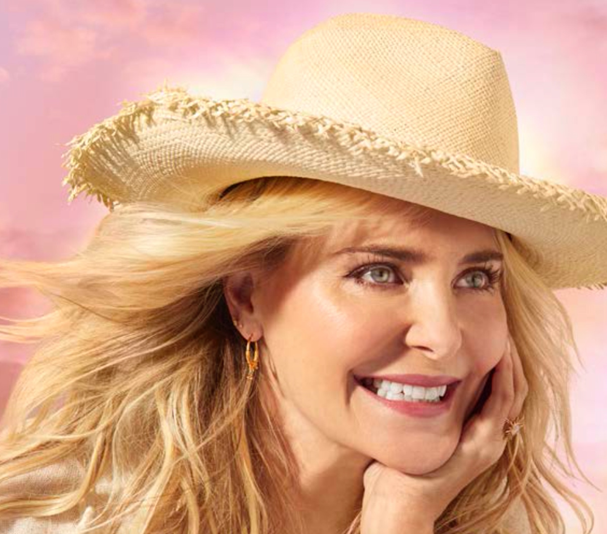 Get To Know Carmindy Bowyer, The Beauty Whisperer Behind the Mirror